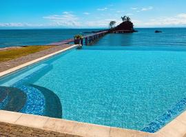 Libertalia Hotel, hotel in Sainte Marie