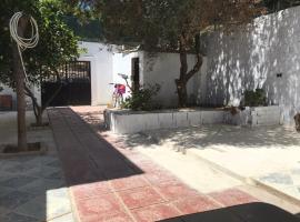 Hotel Photo: CASA CON ENCANTO EN ZONA TRANQUILA