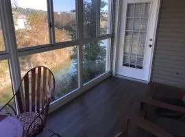 Lakeside Condo on Lake Taneycomo