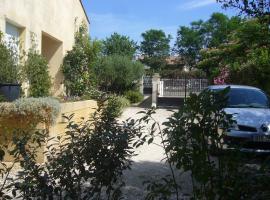 A picture of the hotel: Studio Uzès Pont du Gard