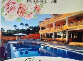 Le Quattro Rose, hôtel à Diamante