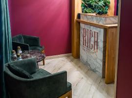 RICH Boutique-Hotel, khách sạn ở Vinnytsya