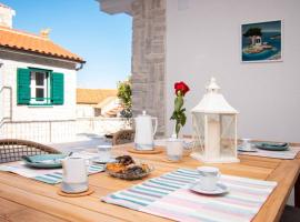 Hotel fotografie: Villa Bude - Fully renovated old stone villa for authentic Mediterranean experience