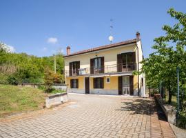 Hotel foto: Villa Ciraldo in Monferrato with garden