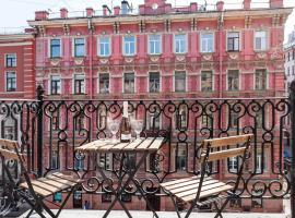 होटल की एक तस्वीर: Apartment Lux at the Dostoevskaya metro station