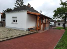 Linda Vendégház, hotel v destinaci Kővágóörs
