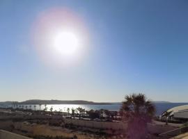 Hotel foto: Sunshine Holiday Apartment 5 with Spectacular Seaviews