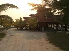 Sea Eye Hotel - Laguna Building, hotel in Utila