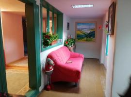 Hotel Photo: GiurgioveANA - cheile Nerei, Garlistei, Carasului