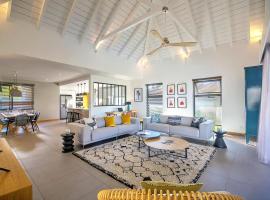 Mythic Suites & Villas by MJ Holidays, хотел в Гранд Гоб