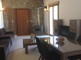 Love Holiday Suite 1, khách sạn ở Tris Elies