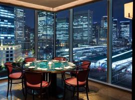 A picture of the hotel: Four Seasons Hotel Tokyo at Marunouchi