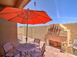 รูปภาพของโรงแรม: Beautiful Phoenix Casita 10 Mi to Downtown!