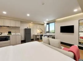Oakwood Hotel & Residence Bangkok