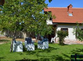 Hotel Foto: Macedonia, Accommodations,rentals"Villa Vevcani" Vevchani