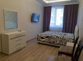 Fotos de Hotel: 1 комнатная квартира на Итальянском бульваре. Рядом море