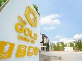The Gold Living Life