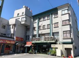 Garden Hotel Yamato: Hikone şehrinde bir otel