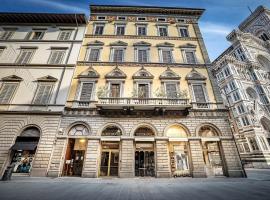 รูปภาพของโรงแรม: Palazzo Gamba Apartments al Duomo