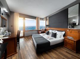 Petrov Family Hotel, hotel in Nesebar