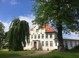 A picture of the hotel: Herrenhaus Hohewarte