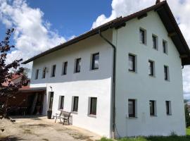 Hotel fotografie: Bauernhaus Auberg ganzes Haus