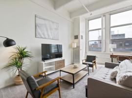 A picture of the hotel: Loft640 in Center City w Parking, Pool, Gym