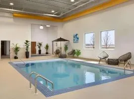Microtel Inn and Suites by Wyndham Weyburn