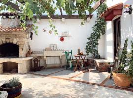 Hotel fotoğraf: Apartment Jardin With Patio , Pirovac