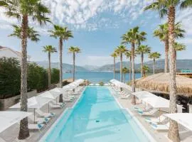 Nikki Beach Resort & Spa Montenegro, hotel Tivatban