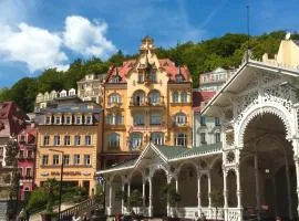 Hotel Romance, hótel í Karlovy Vary