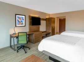Holiday Inn Express & Suites - Phoenix - Airport North by IHG