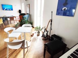 Tric Trac Hostel, hotelli Napolissa