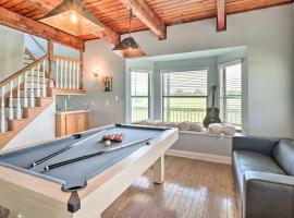 Hotel Foto: Gingerland Ranch Escape with Game Room and Porch!