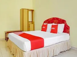 OYO 90423 Hotel Aman, hotell i Palangka Raya