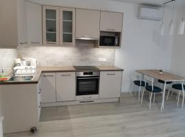 รูปภาพของโรงแรม: Éva Apartmanház