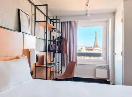 Ibis Paris Tour Eiffel Cambronne 15ème, готель у Парижі