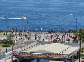 Foto di Hotel: Il mare e la città