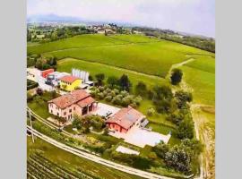 Hotel Photo: Relais La Casina-Suite nelle vicinanze di Sirmione