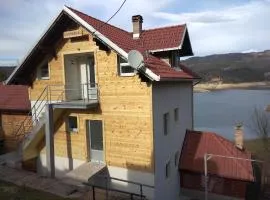 Tara lake apartments