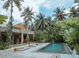 Surfing Temple Boutique Hotel