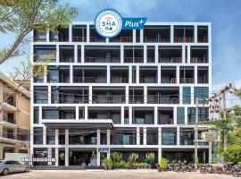 ホテル写真: Blu Monkey Hub and Hotel Phuket - SHA Extra Plus
