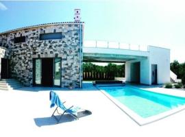 Gambaran Hotel: Villa Lavanda in Kriz Sezana with private swimpool