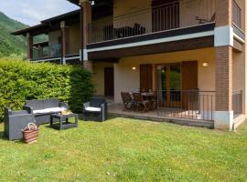 A picture of the hotel: Casa Mabel-un giardino tra Lago e Monti