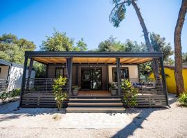 Mobile Homes & Bungalows Ljutić, Hotel in Biograd na Moru