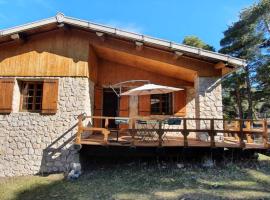 صور الفندق: Chalet privé au Mont-Serein ventoux