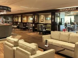 Normandy Hotel (Near Glasgow Airport), hotel sa Paisley