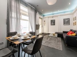 Hotel kuvat: Grand LuxuryB&B -Piotrkowska St Free Parking