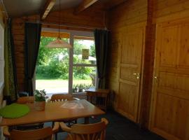 Foto di Hotel: Camping "De Stuurmanskolk"