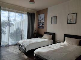 Morinaka Craftfe & Poshtel, Hotel in Ban Na Muang